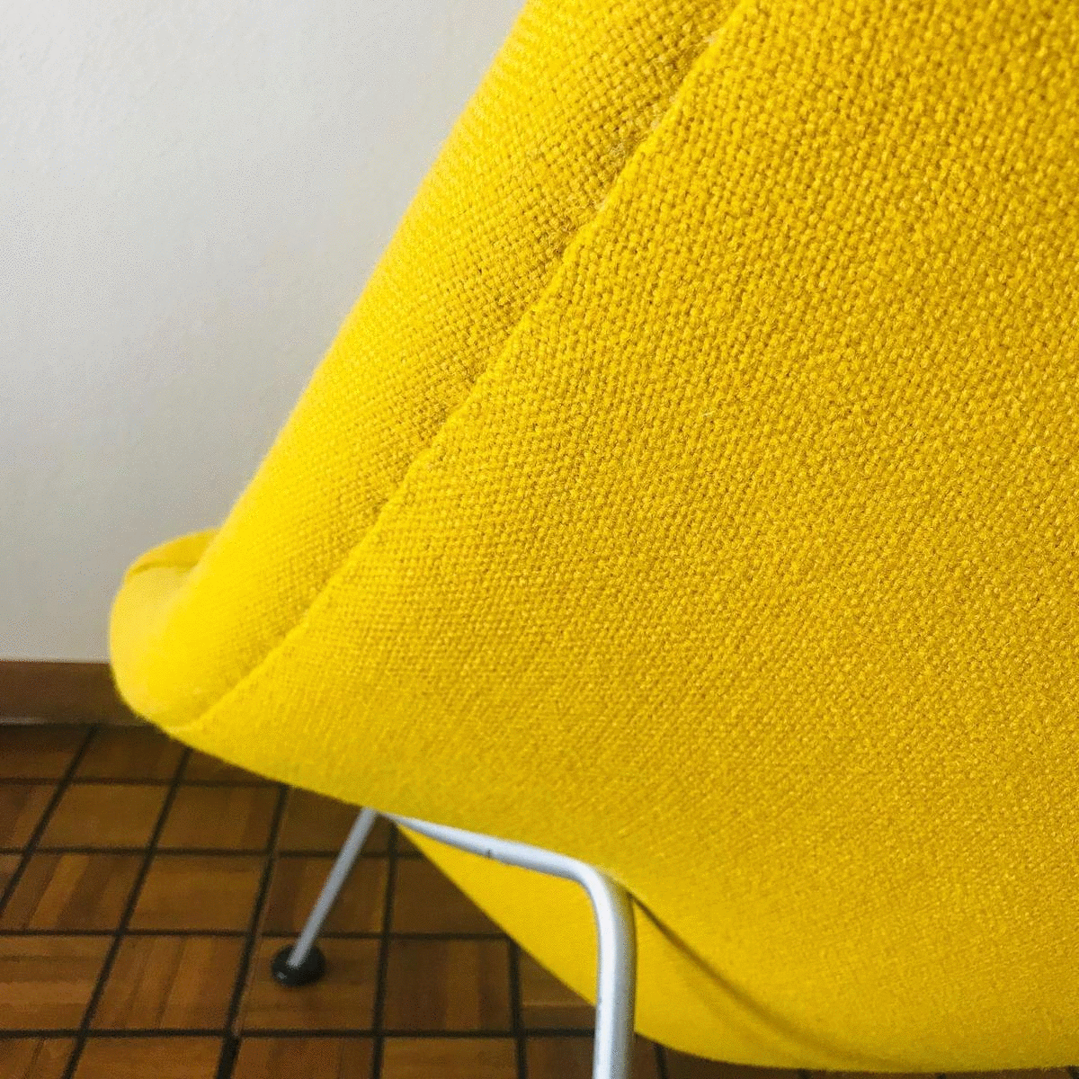 yellow chair gif